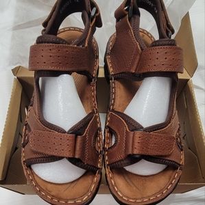 NIB, Men's Sz 12, "Arkbird" leather sandals